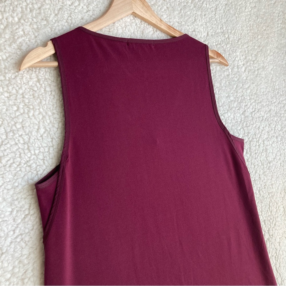Banana Republic Women's sleeveless v-neck tank top, Sz M - Picture 14 of 16